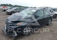 2021 Toyota PRIUS фото