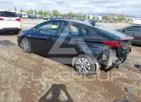 2021 Toyota PRIUS фото