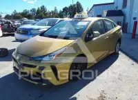 2021 Toyota PRIUS фото