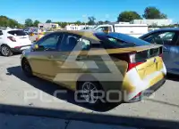 2021 Toyota PRIUS фото