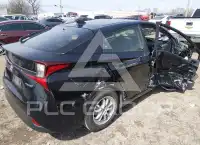 2021 Toyota PRIUS photo