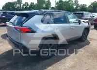 2021 Toyota RAV4 фото