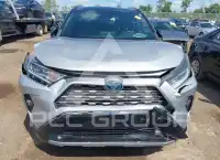 2021 Toyota RAV4 фото