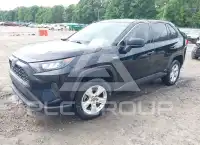 2021 Toyota RAV4 фото