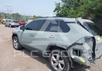2021 Toyota RAV4 фото