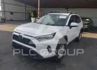 2021 Toyota RAV4 фото