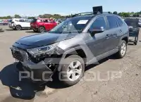 2021 Toyota RAV4 фото