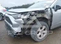 2021 Toyota RAV4 фото