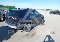2021 Toyota RAV4 фото