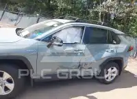2021 Toyota RAV4 photo