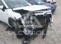 2021 Toyota RAV4 фото