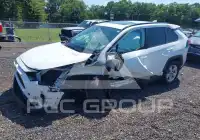 2021 Toyota RAV4 фото