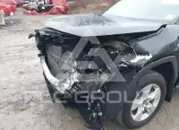 2021 Toyota RAV4 фото