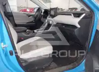 2021 Toyota RAV4 фото