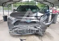 2021 Toyota RAV4 фото