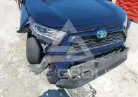 2021 Toyota RAV4 фото