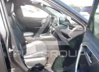 2021 Toyota RAV4 фото