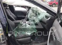 2021 Toyota RAV4 фото