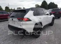 2021 Toyota RAV4 photo