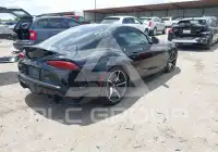 2021 Toyota Supra фото