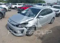 2021 KIA Rio фото