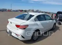 2021 KIA Rio photo