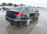 2021 KIA Rio фото
