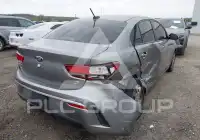 2021 KIA Rio photo