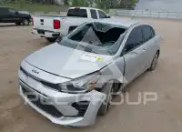 2021 KIA Rio фото