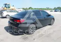 2021 KIA Rio photo