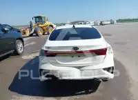 2021 KIA Forte photo