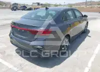 2021 KIA Forte фото