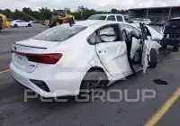 2021 KIA Forte фото