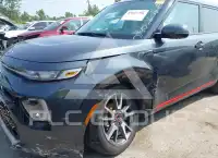 2021 KIA Soul фото