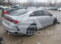 2021 KIA K5 фото