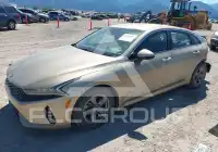 2021 KIA K5 фото