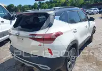 2021 KIA Seltos photo