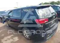 2021 KIA Sedona photo