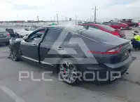 2021 KIA Stinger photo