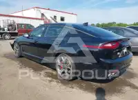 2021 KIA Stinger photo