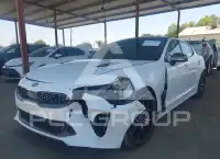 2021 KIA Stinger photo