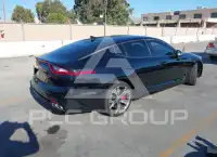 2021 KIA Stinger фото