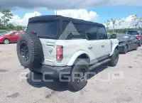 2021 Ford BRONCO photo