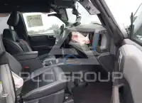 2021 Ford BRONCO photo