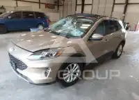 2021 Ford ESCAPE photo