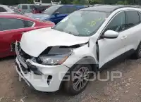 2021 Ford ESCAPE photo