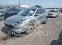 2021 Ford ESCAPE photo