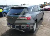 2021 Ford ESCAPE photo