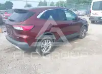 2021 Ford ESCAPE photo