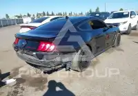 2021 Ford MUSTANG фото